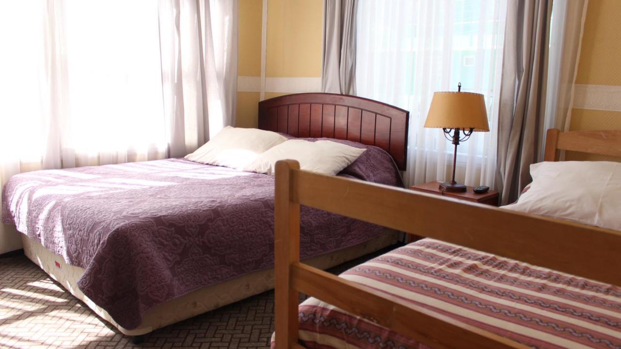 Antiguos Bed And Breakfast Puerto Natales Dış mekan fotoğraf