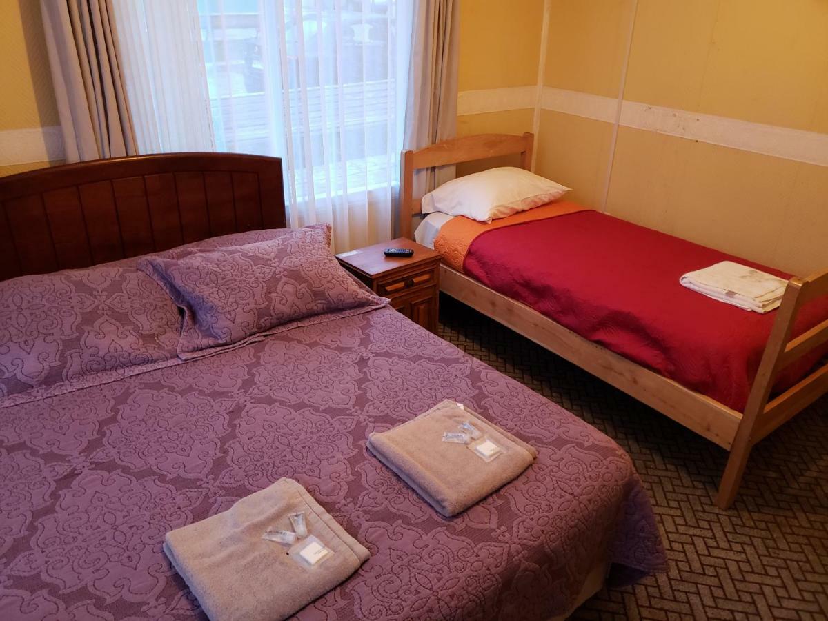 Antiguos Bed And Breakfast Puerto Natales Dış mekan fotoğraf